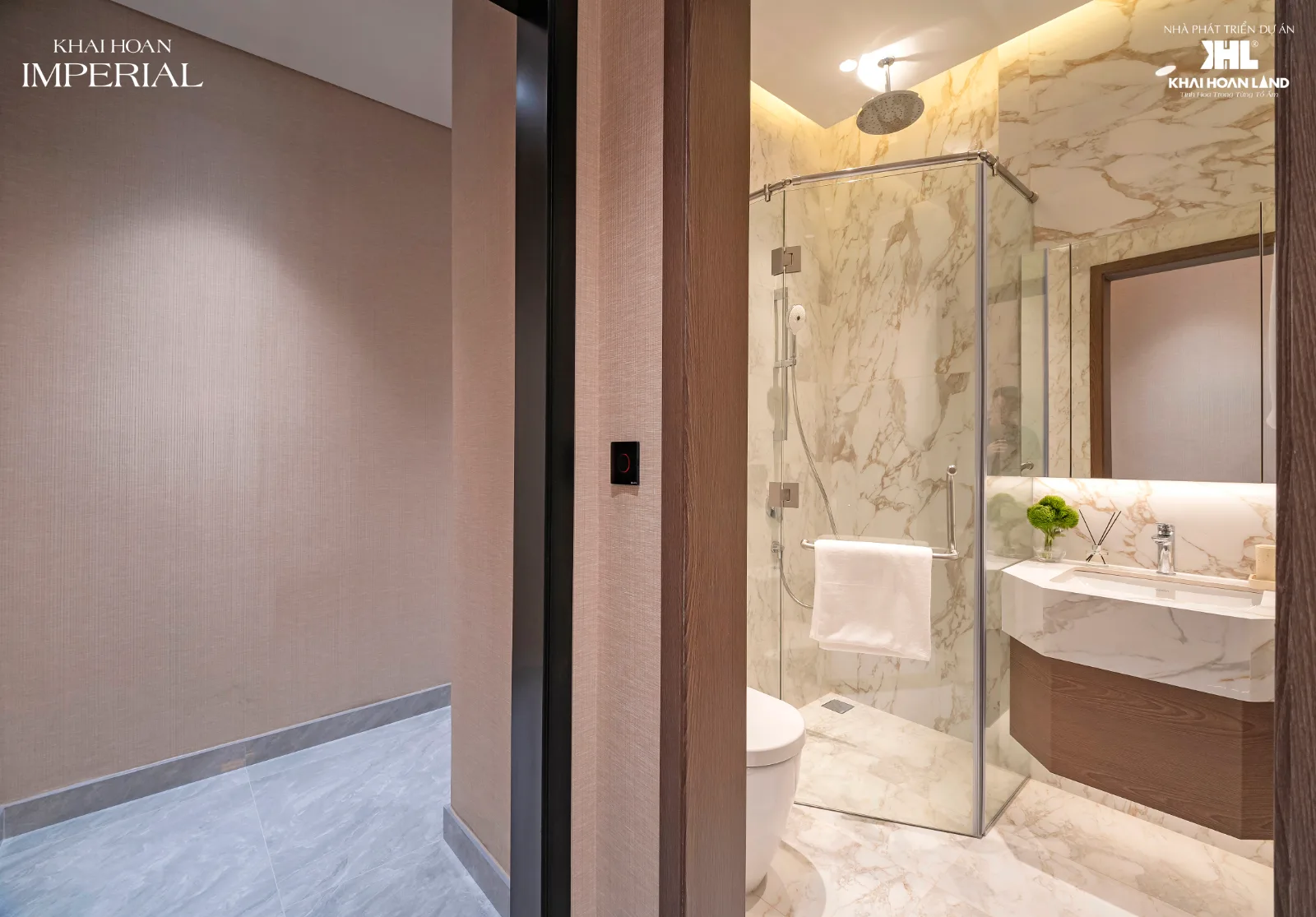 Phòng tắm vách kính nhà mẫu căn 1 phòng ngủ C2 Khải Hoàn Imperial